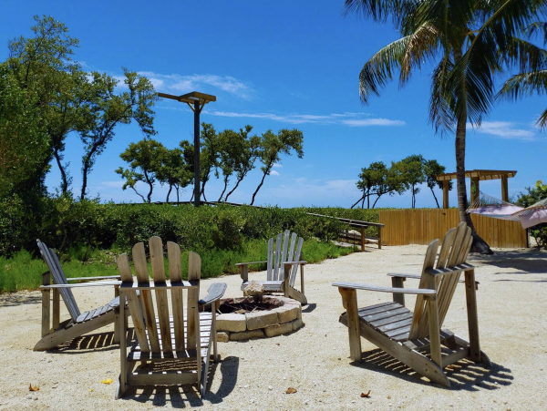 Islamorada 3 Bedroom Beach Vacation Pool Home Sleeps 8